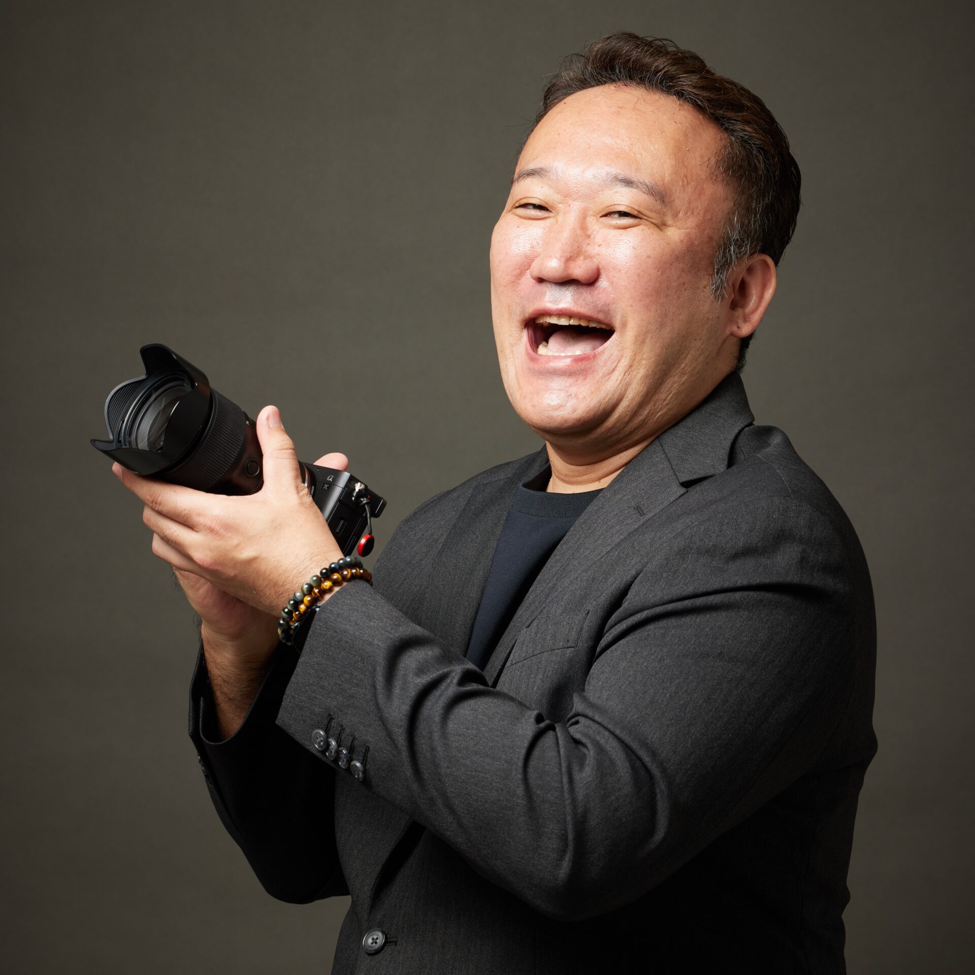 荒井和朗さんのAIライター紹介イメージ